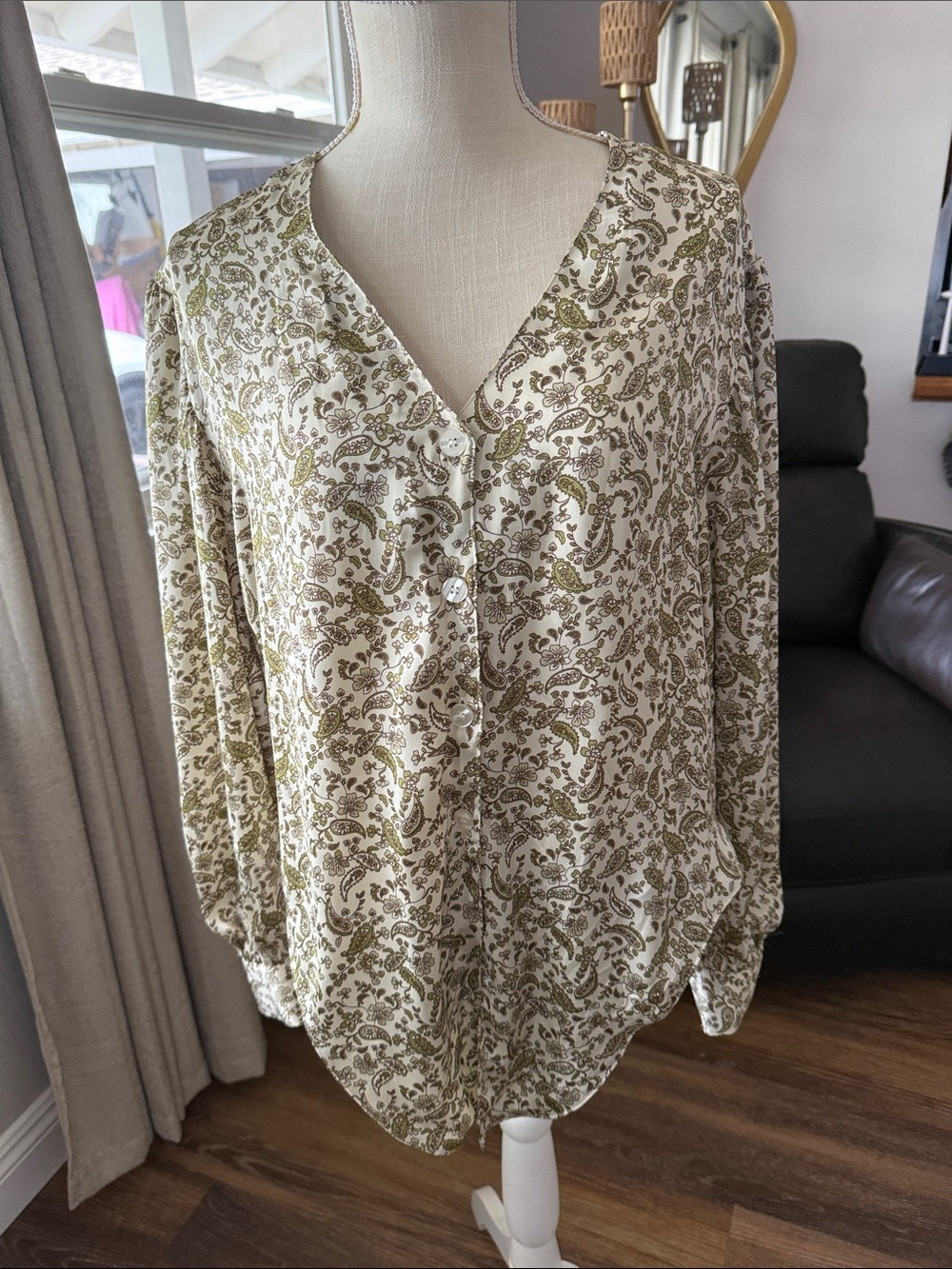 DR2 Olive & Cream Paisley Button-Up Blouse